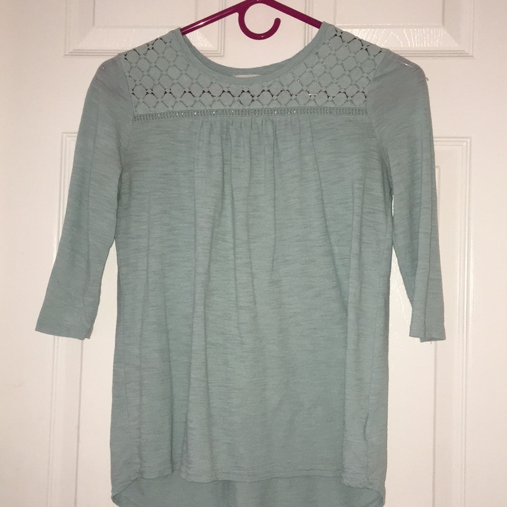 Old navy blue modest tee